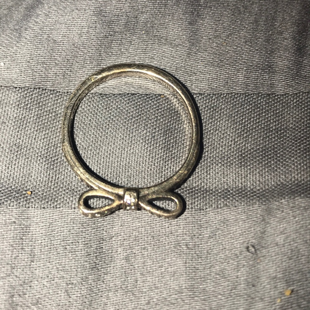 Pandora Sparkling Bow Ring